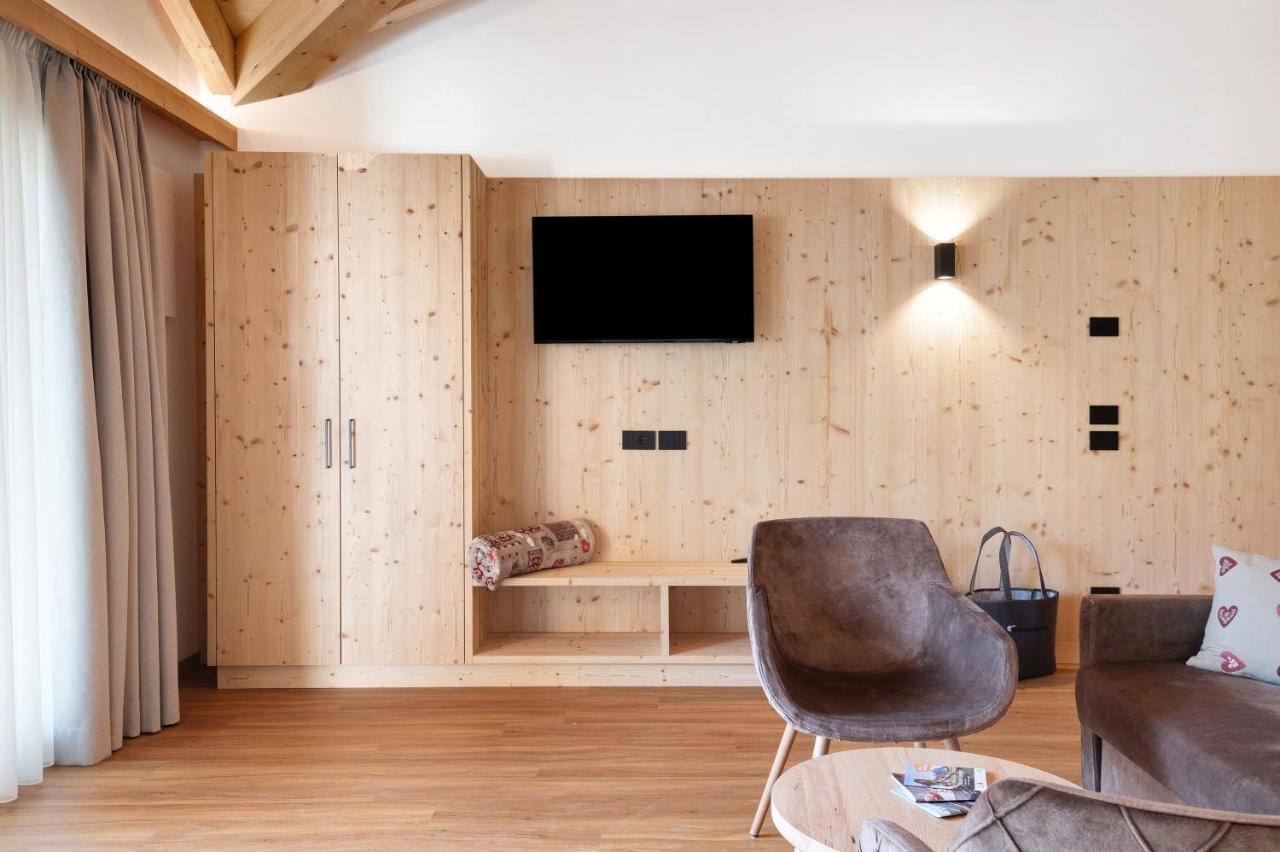 Les Ciases Chalets Dolomites Apt 5 San Vigilio Di Marebbe Exteriér fotografie
